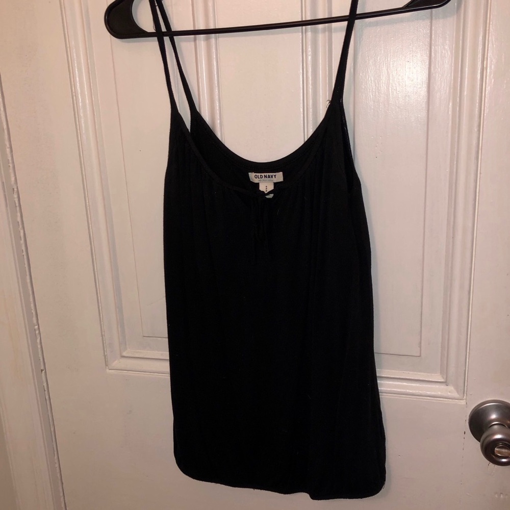 SALE!! 🔴 Old Navy Spaghetti Strap Tie in Front